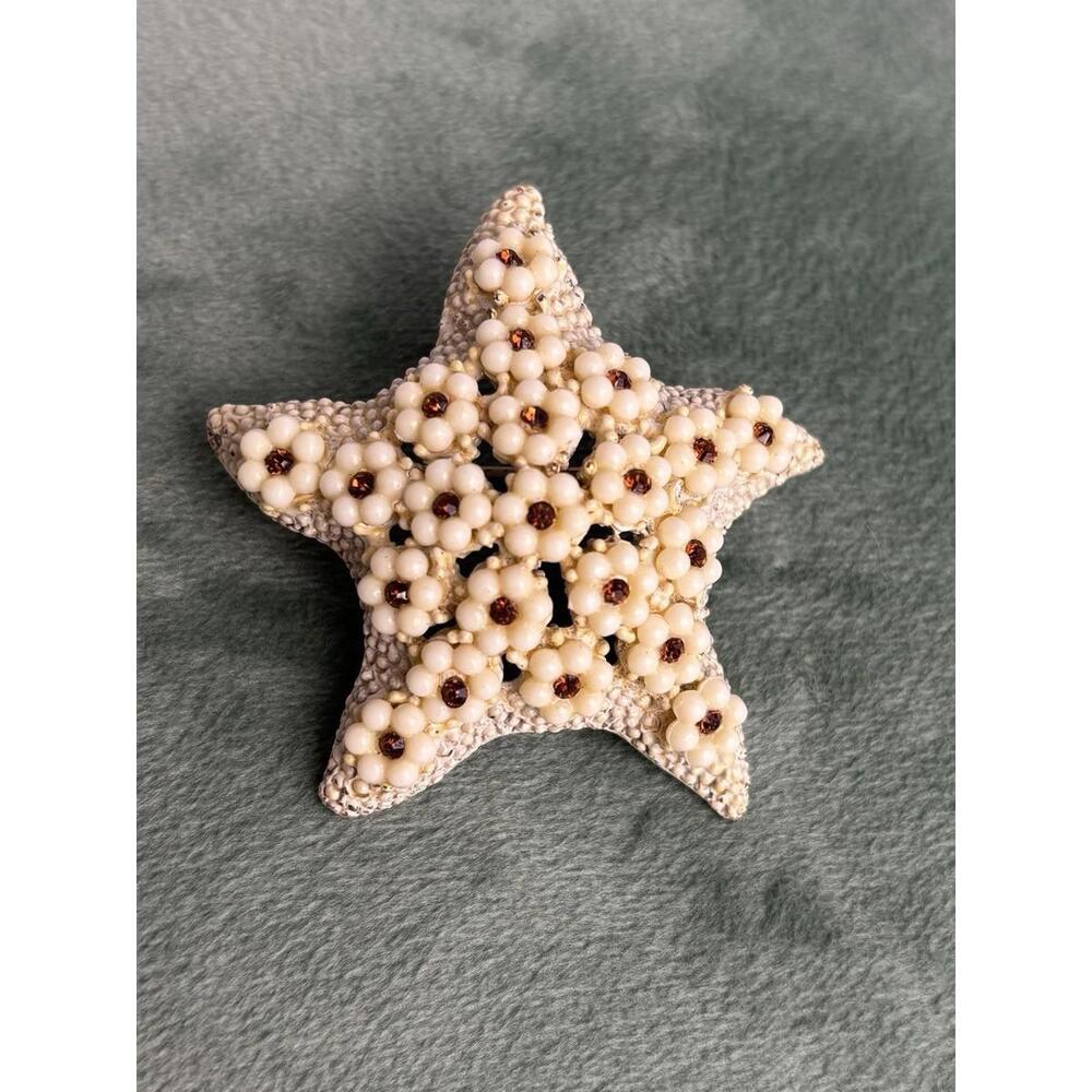 Vtg Goldtone Signed HAR Starfish Brooch  Excellent condition c. 1960s
